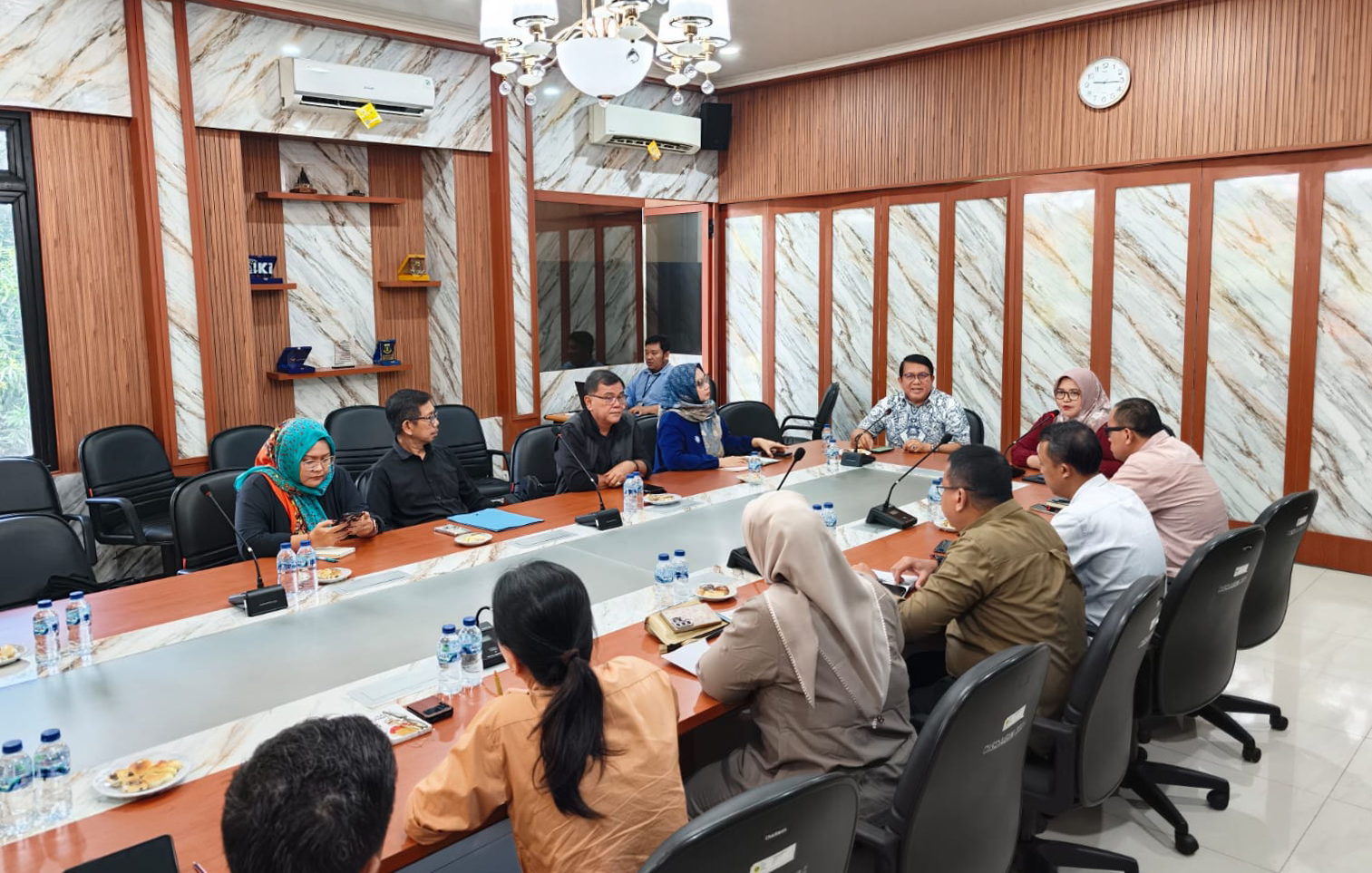 Rapat Pengurus DPK APINDO Kabupaten Bogor dengan Kepala Dinas Perdagangan dan Perindustrian Kabupaten Bogor